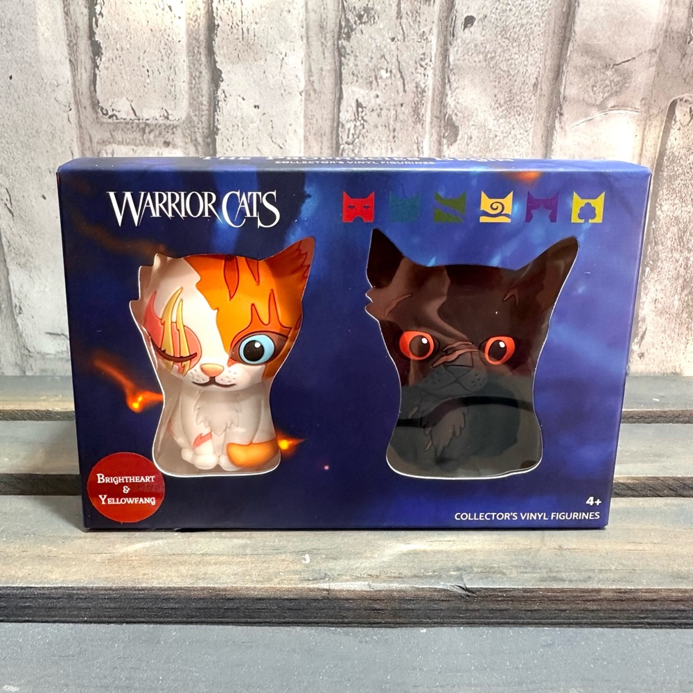 NEW Warrior Cats Figures The Prophecies Begin Series Brightheart And Yellowfang